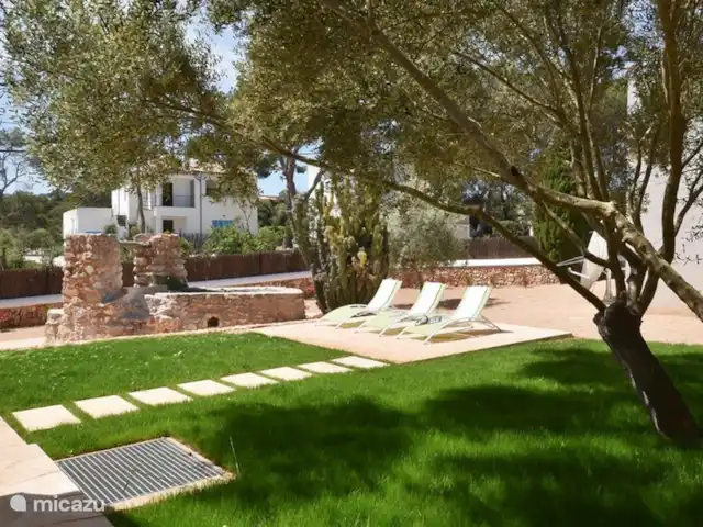 Villa Porto Petro | Espagne, Majorque, Portopetro - villa Chaises longues dans le jardin