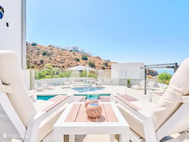 GR03 La Buena Vida Torrox | Espagne, Costa del Sol, Torrox-Costa - villa terrasse près de la cuisine