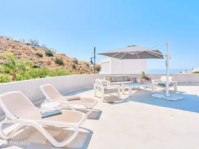 GR03 La Buena Vida Torrox | Espagne, Costa del Sol, Torrox-Costa - villa terrasse avec coin salon confortable