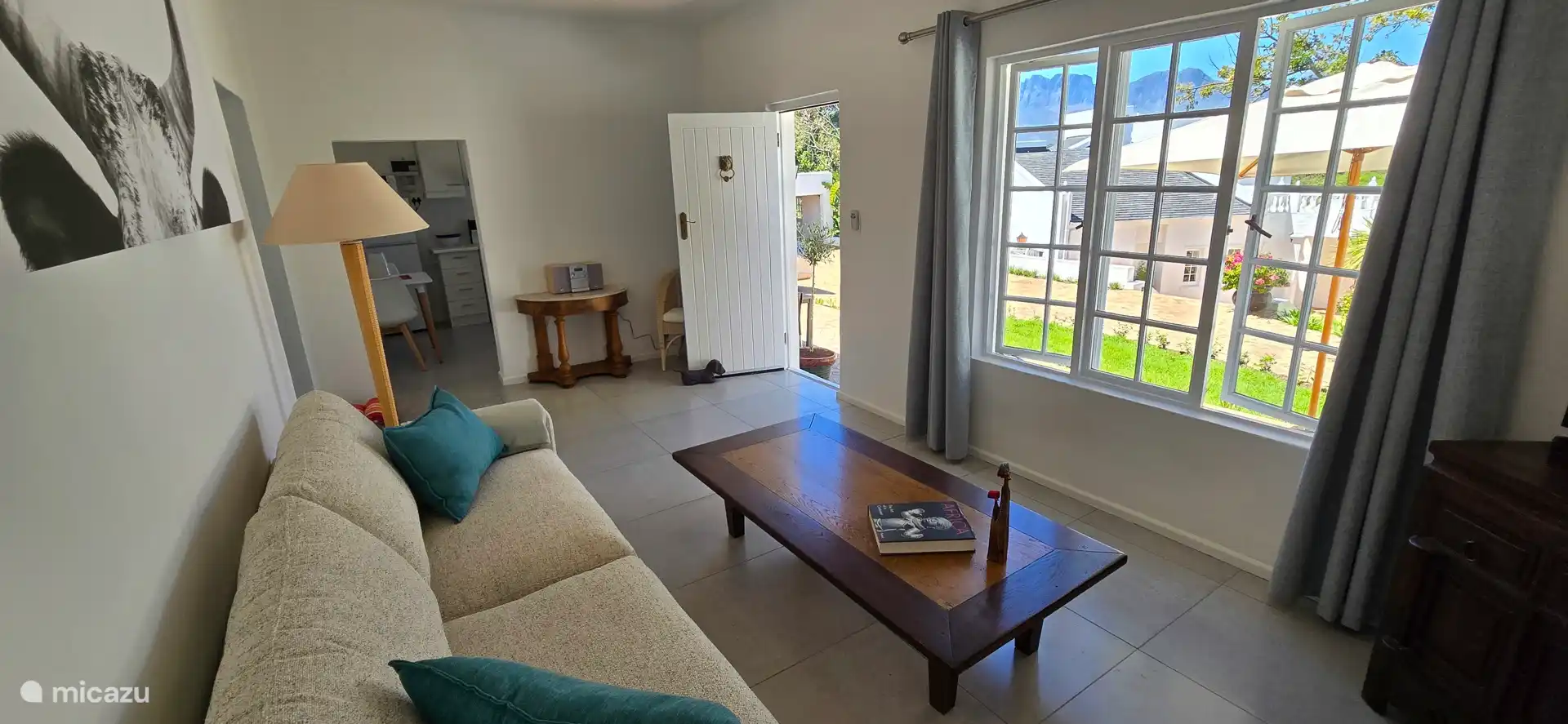 Vom Wohnzimmer aus haben Sie auch einen schönen Blick nach draußen