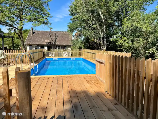 Location de Vacances France, Dordogne, Château-l'Évêque, villa - Hakuna-Matata à 8 min de Périgueux Maison Hakuna Matata avec votre piscine privée.