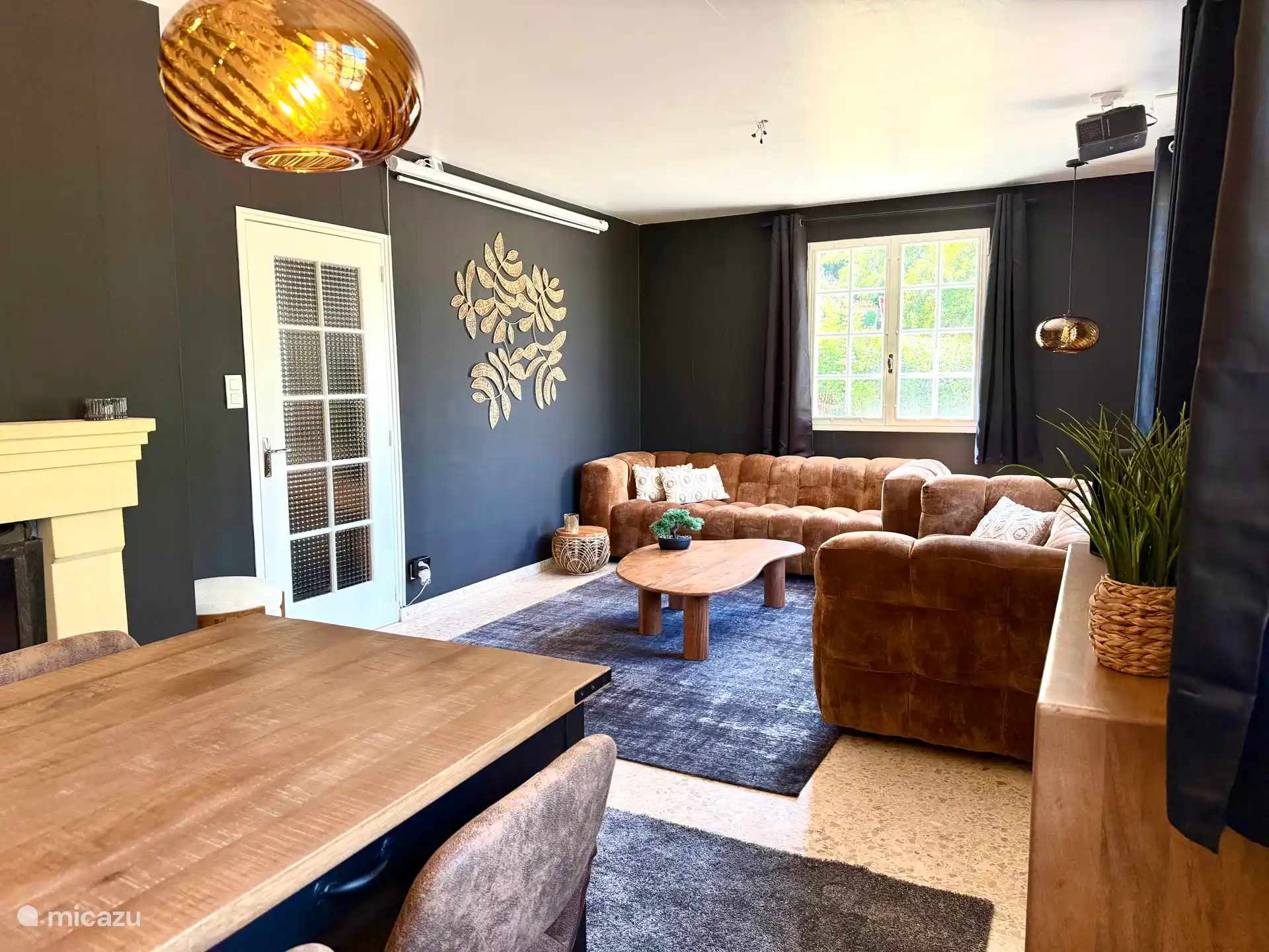 Salon confortable de Hakuna Matata.