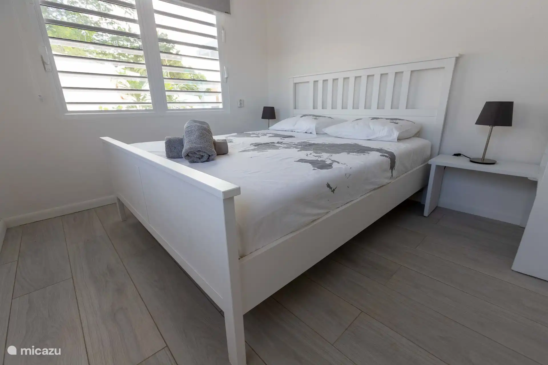 slaapkamer 2 
bed 160x200