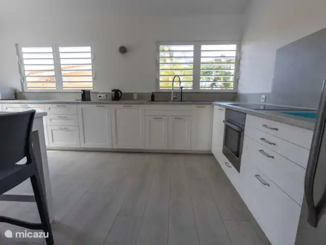 Villa Kiki Curaçao en Curazao, Bandabou (oeste), Grote Berg - villa Cocina muy amplia con todos los electrodomésticos