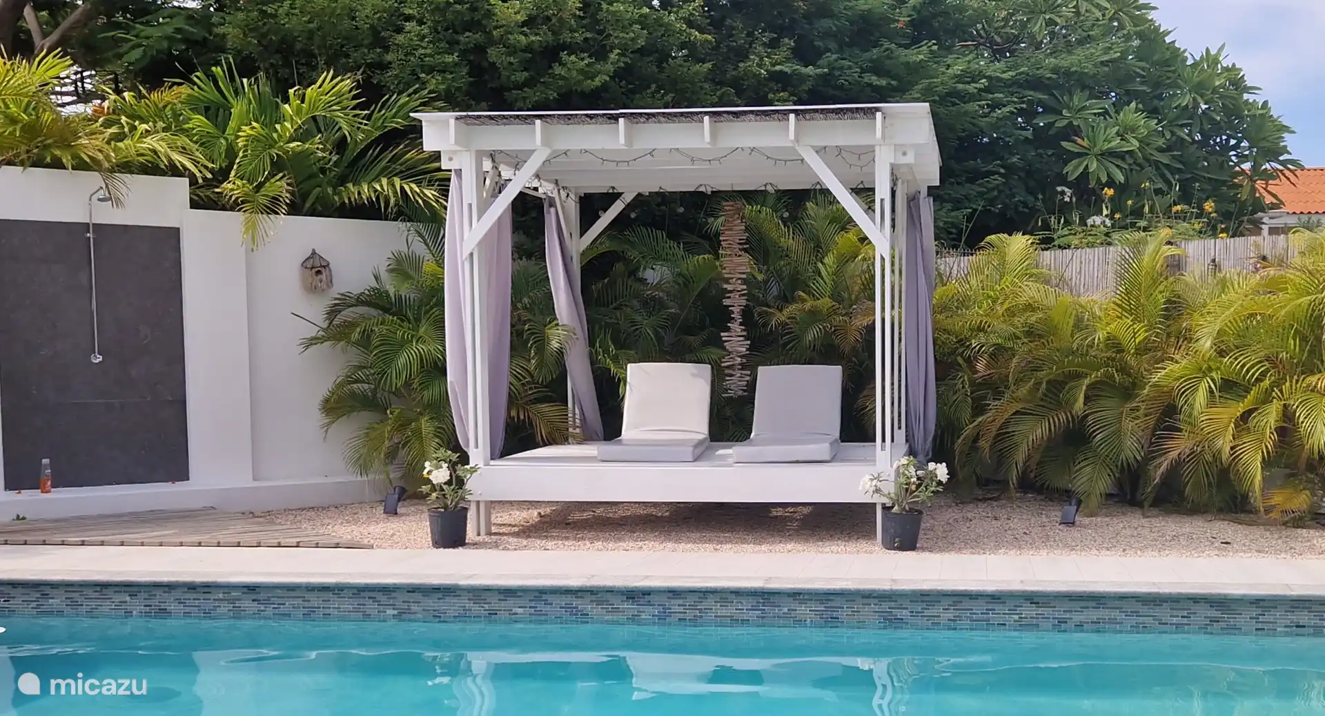 Heerlijk genieten op het hemelbed??