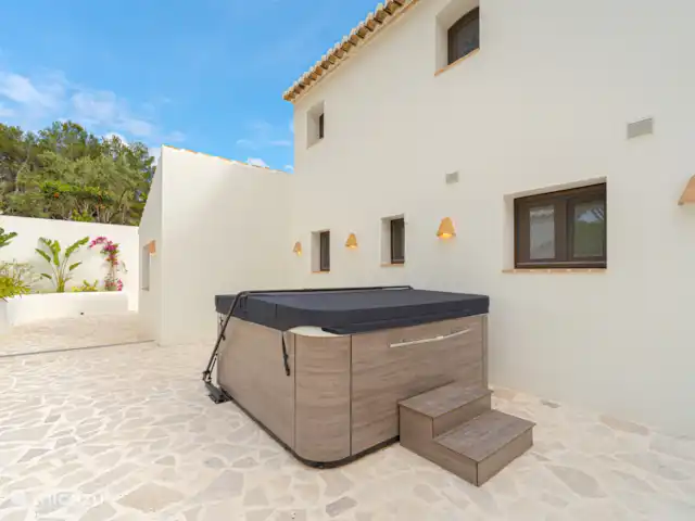 Finca Genciana | Espagne, Costa Blanca, Jávea - villa Un merveilleux bain moussant pour d’agréables soirées...