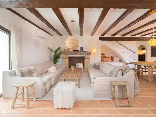 Finca Genciana | Espagne, Costa Blanca, Jávea - villa Cette jolie maison de vacances est entièrement meublée dans un style moderne et rural avec des détails authentiques.