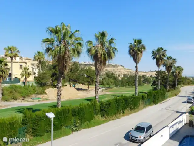 Casa La Marquesa Casa de Vacaciones en España, Costa Blanca, Rojales  - villa Vista del campo de golf desde la terraza