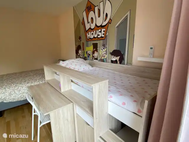 Location de Vacances Pays-Bas, Hollande méridionale, Zoetermeer, villa - Villa de luxe avec aire de jeux dans le centre Chambre 2