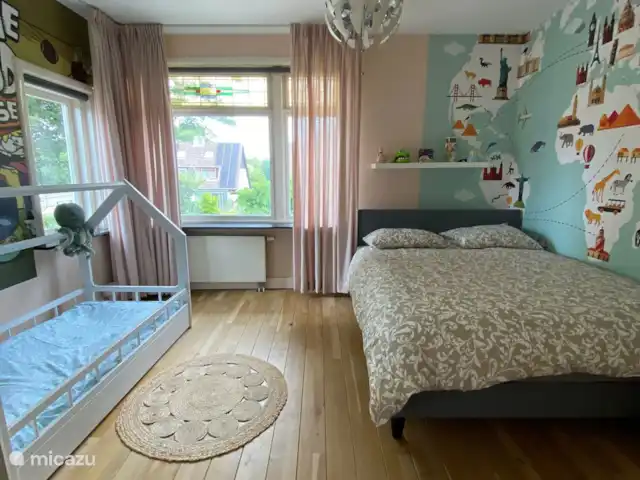 Location de Vacances Pays-Bas, Hollande méridionale, Zoetermeer, villa - Villa de luxe avec aire de jeux dans le centre Chambre 3