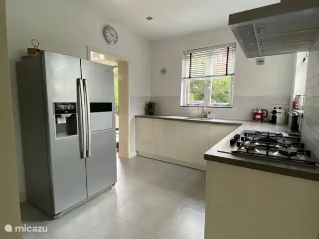 Location de Vacances Pays-Bas, Hollande méridionale, Zoetermeer, villa - Villa de luxe avec aire de jeux dans le centre Cuisine