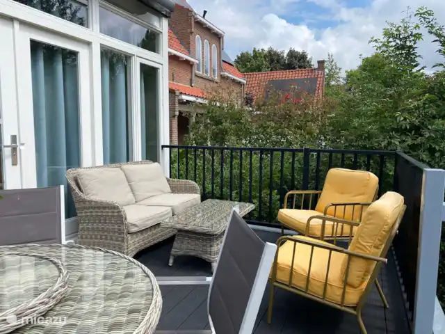 Location de Vacances Pays-Bas, Hollande méridionale, Zoetermeer, villa - Villa de luxe avec aire de jeux dans le centre Terrasse BG