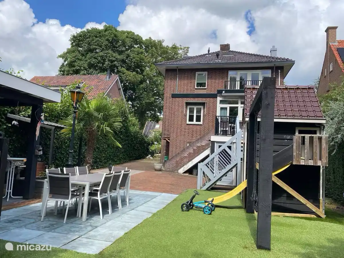 Luxusvilla mit Spielplatz im Zentrum in Niederlande, Südholland, Zoetermeer - villa