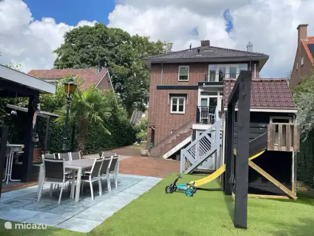 Location de Vacances Pays-Bas, Hollande méridionale, Zoetermeer, villa - Villa de luxe avec aire de jeux dans le centre Location de Vacances Pays-Bas, Hollande méridionale, Zoetermeer, villa - Villa de luxe avec aire de jeux dans le centre