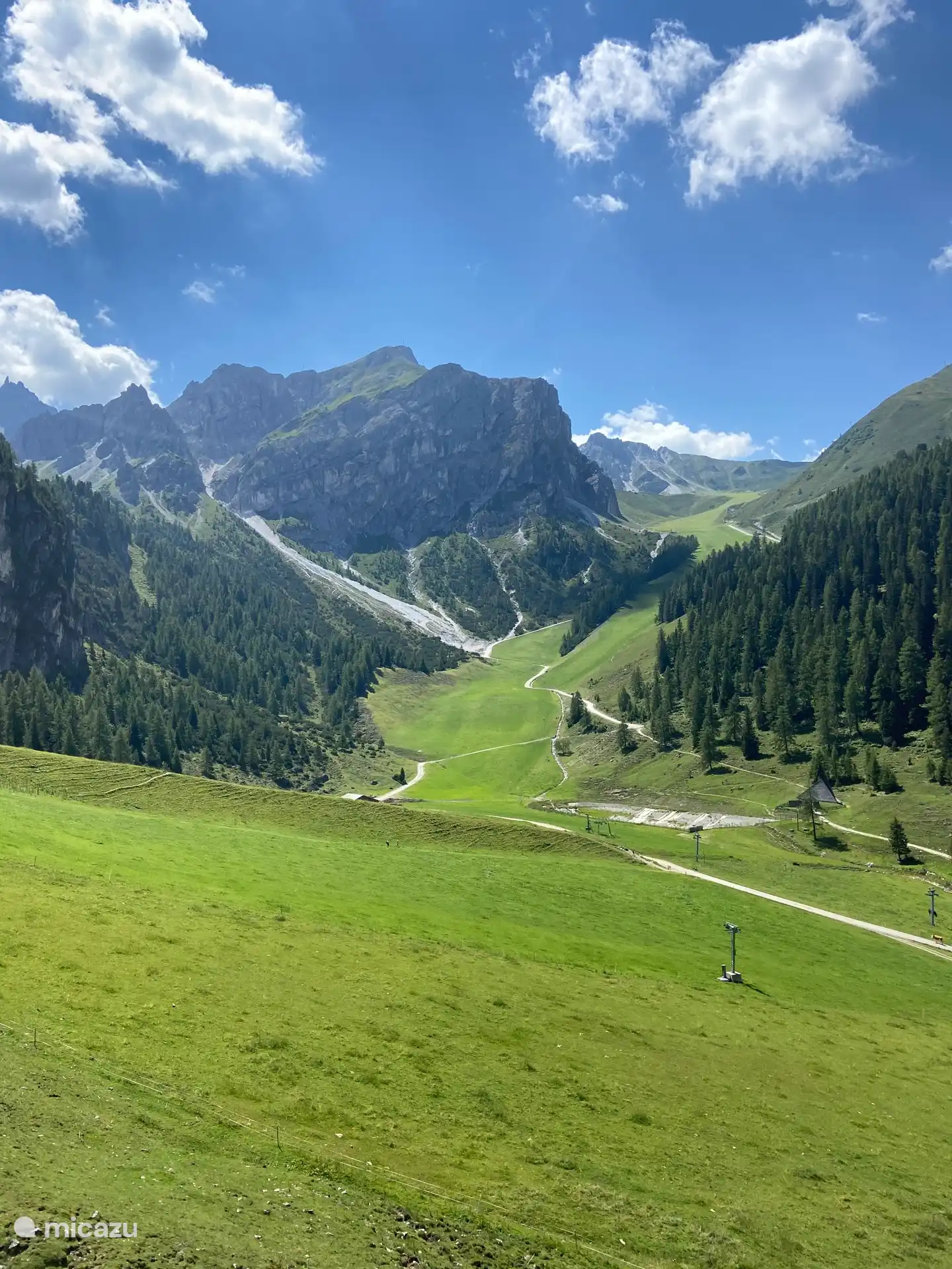 View over Axamer Lizum from the Birgitz lift