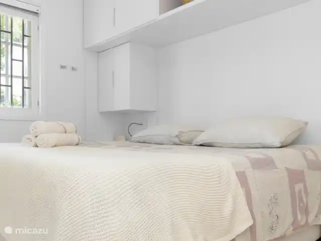 Port Bonaire - Piscina, mar y tienda de buceo en Bonaire, Bonaire, Kralendijk - apartamento Dormitorio