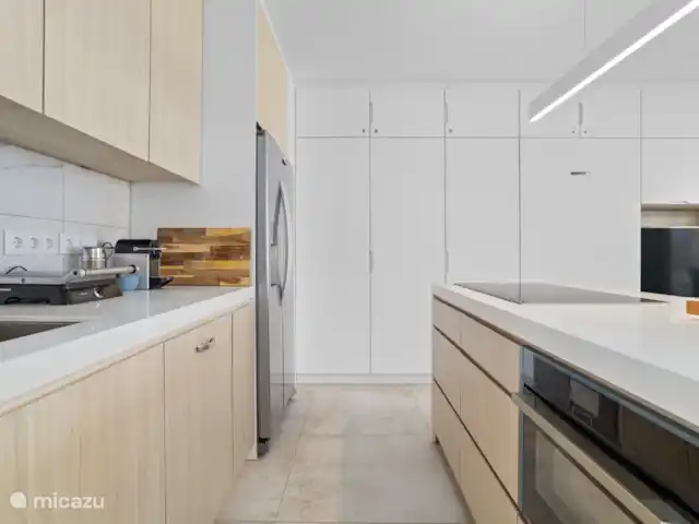 Port Bonaire - Piscina, mar y tienda de buceo en Bonaire, Bonaire, Kralendijk - apartamento Cocina