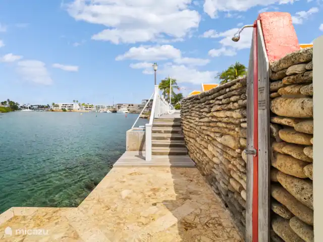 Port Bonaire - Piscina, mar y tienda de buceo en Bonaire, Bonaire, Kralendijk - apartamento Muelle