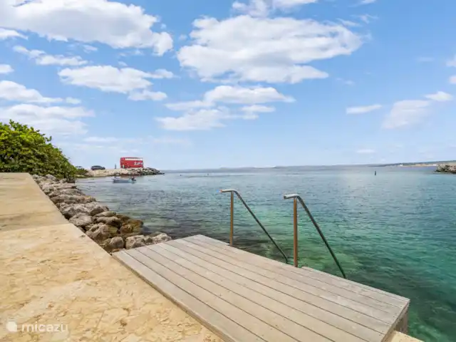 Port Bonaire - Piscina, mar y tienda de buceo en Bonaire, Bonaire, Kralendijk - apartamento Muelle