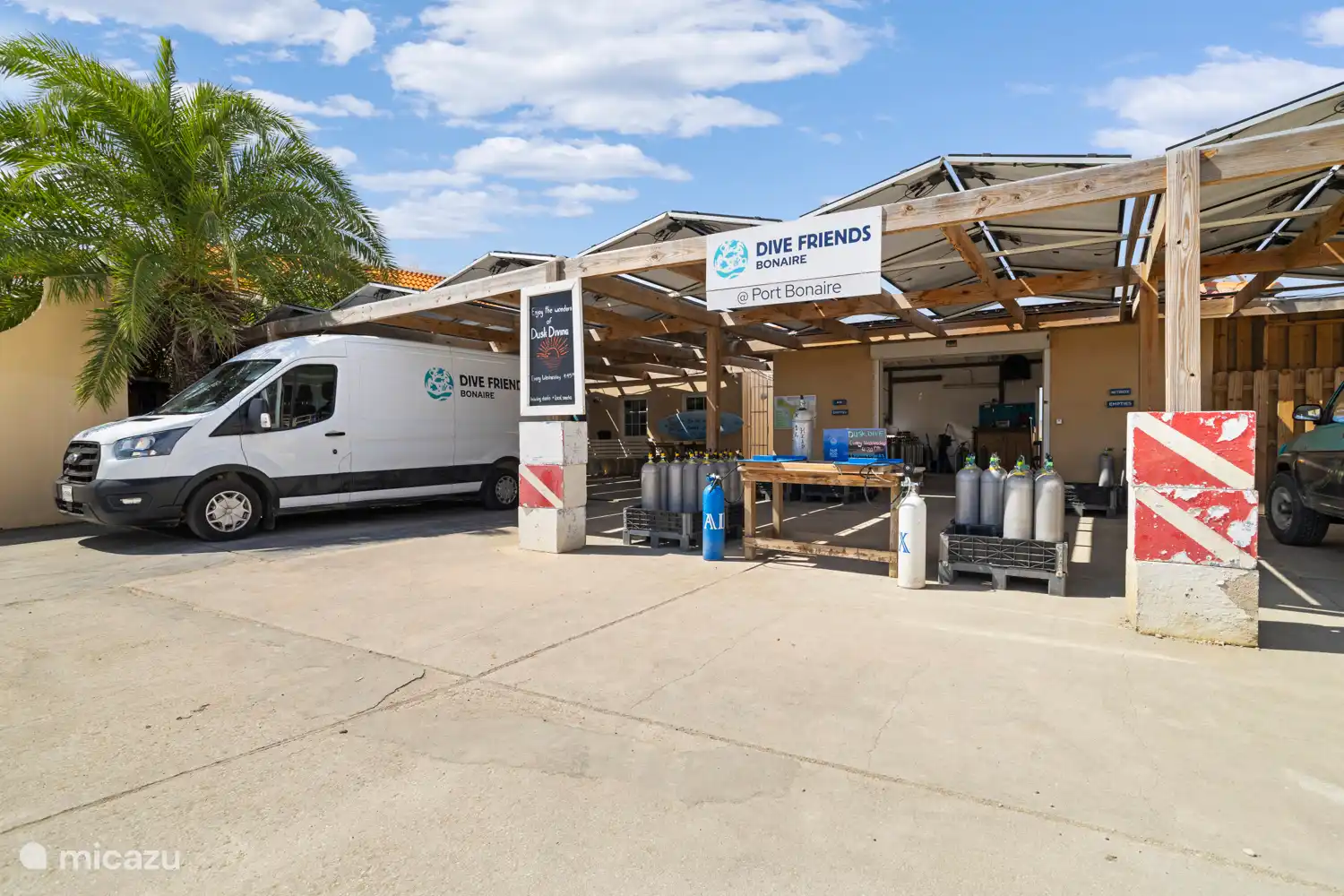 Dive Friends @ Port Bonaire - Ecole de plongée