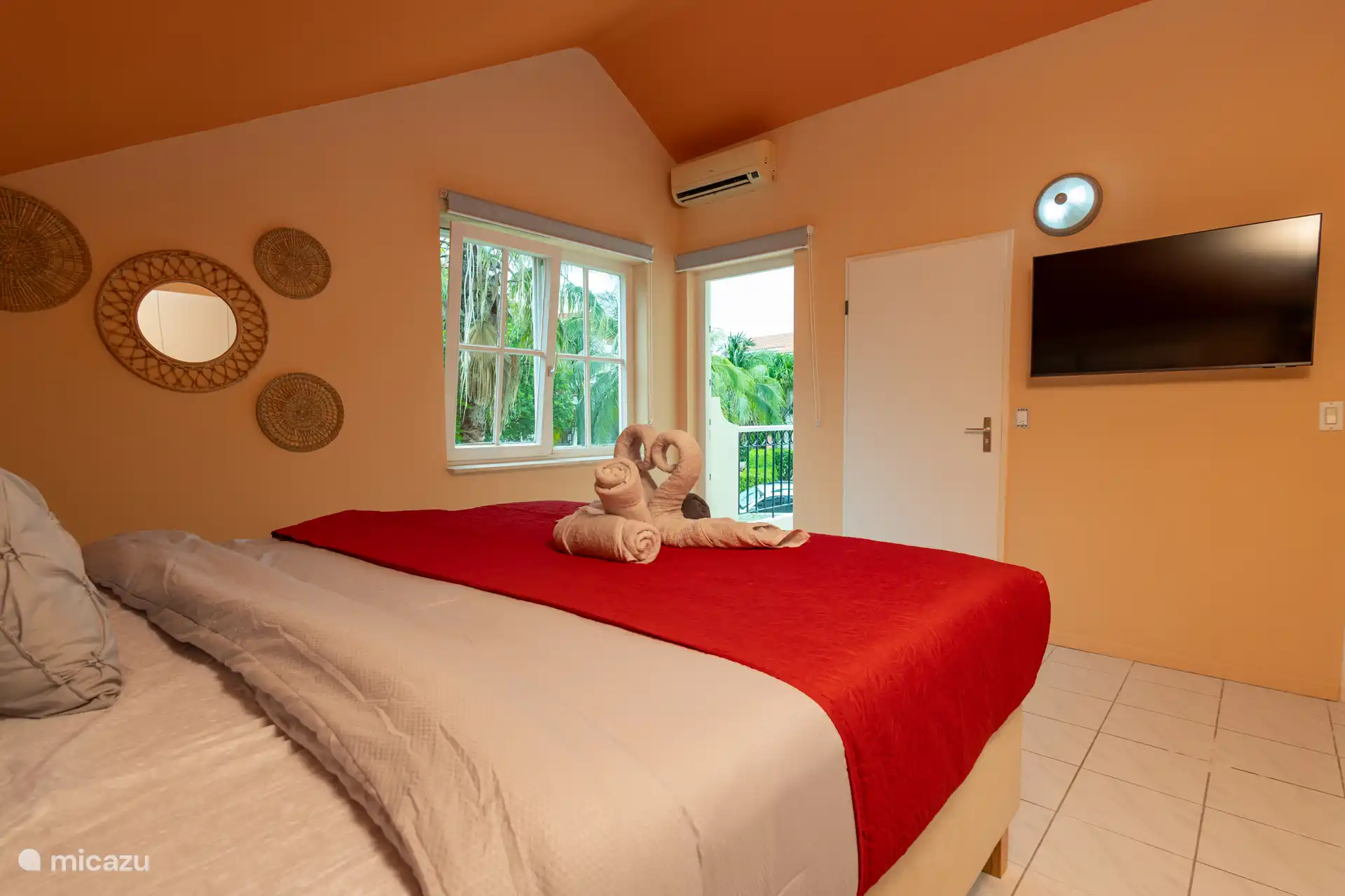 Bedroom 2 with balcony