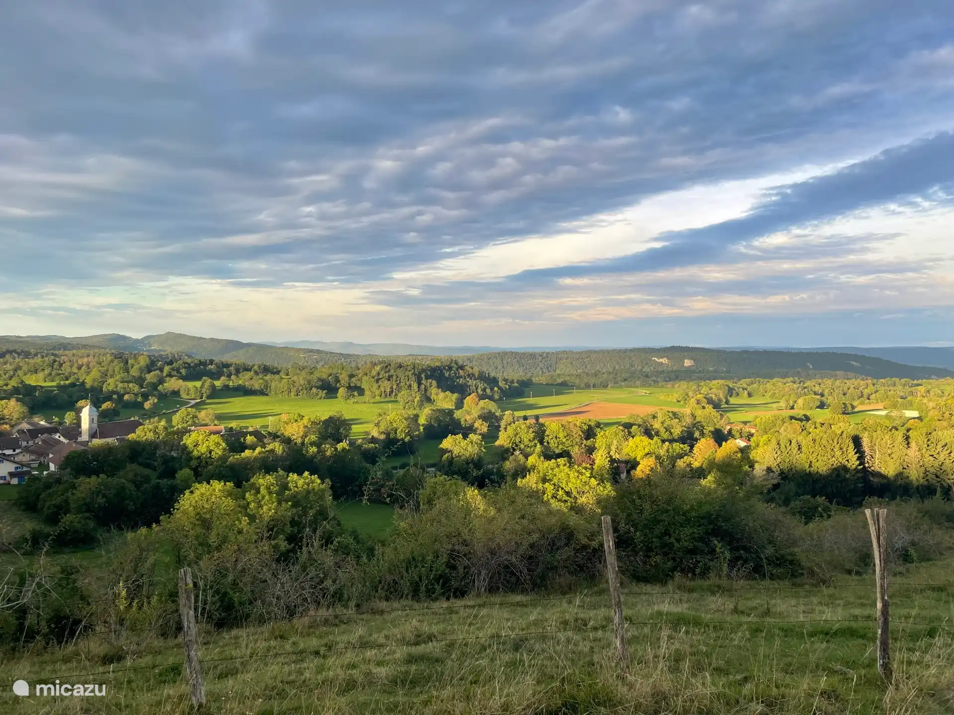 Uitzicht op het dorpje