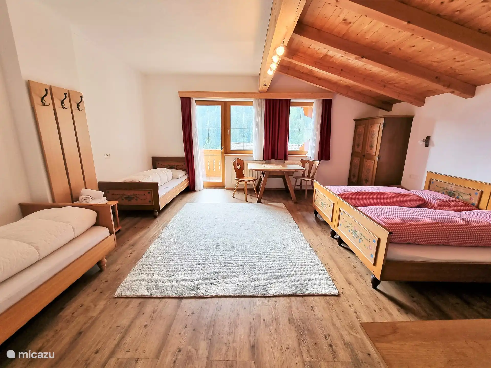 Slaapkamers - er zijn maximaal 10 gasten toegestaan in het huis.