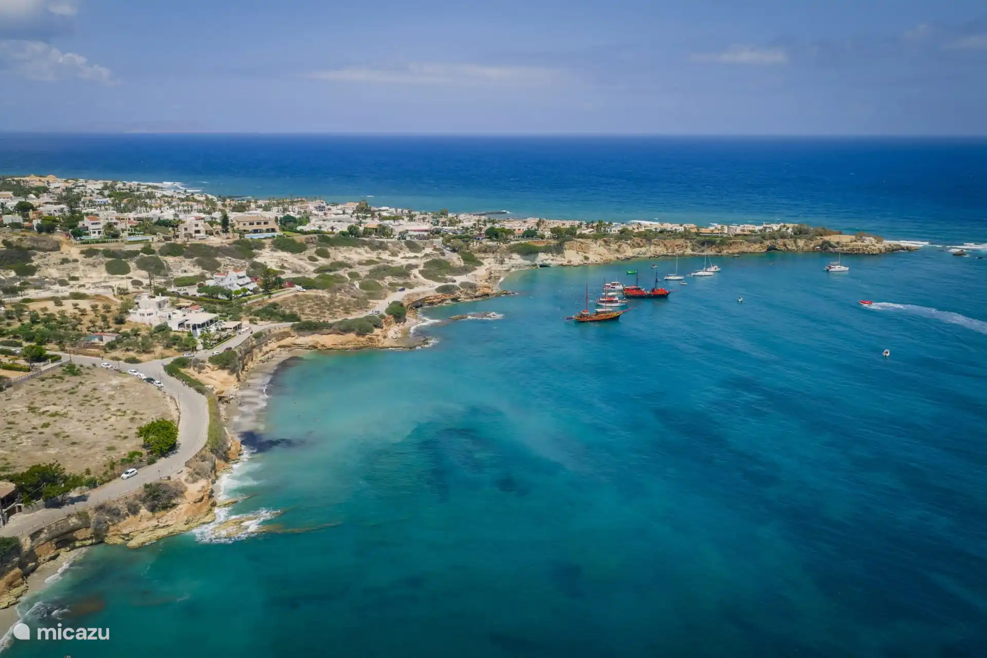 Hier ist die Villa in Saradari 