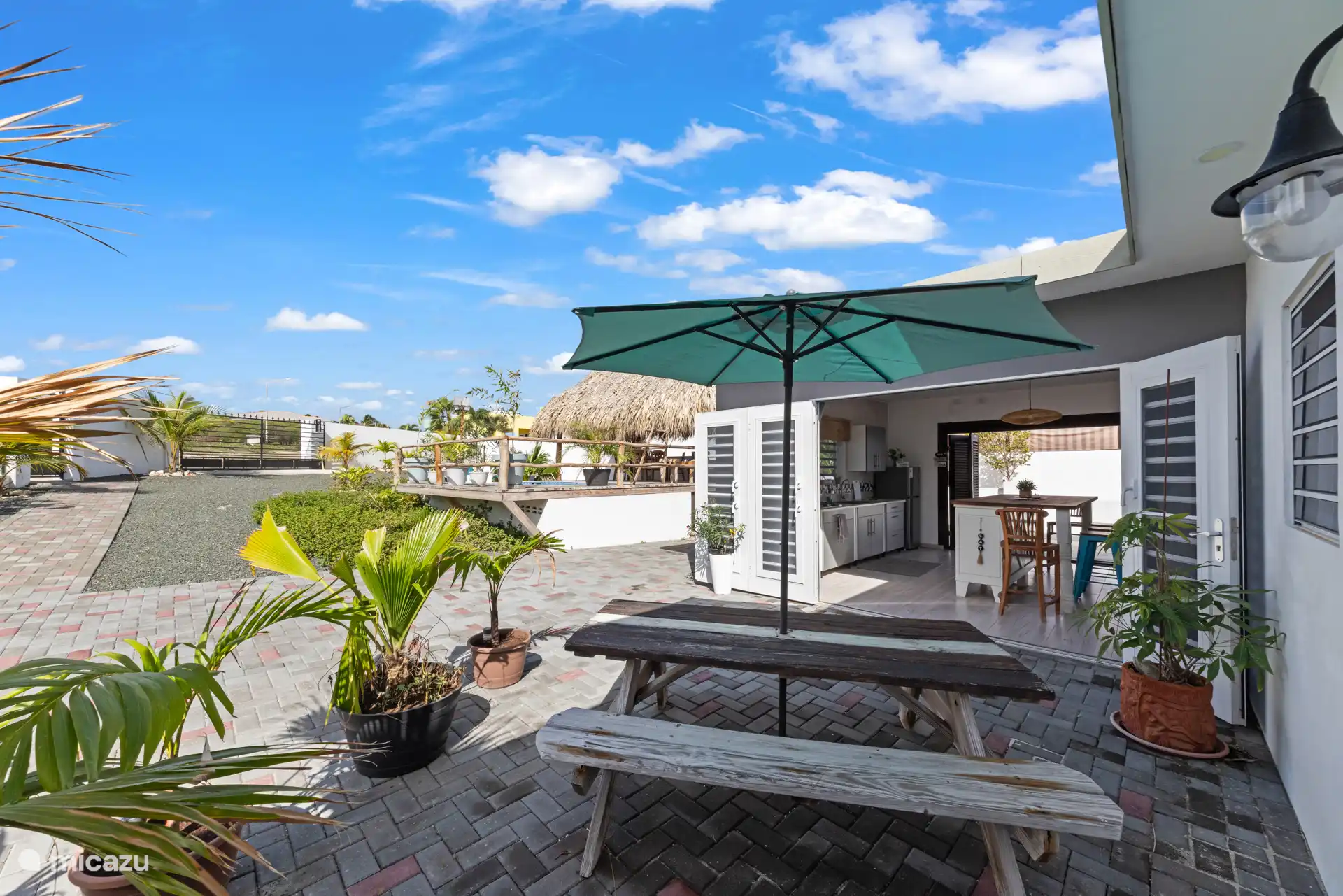 Ein gemütlicher Ort, um Kaffee, Frühstück oder einen Drink zu genießen