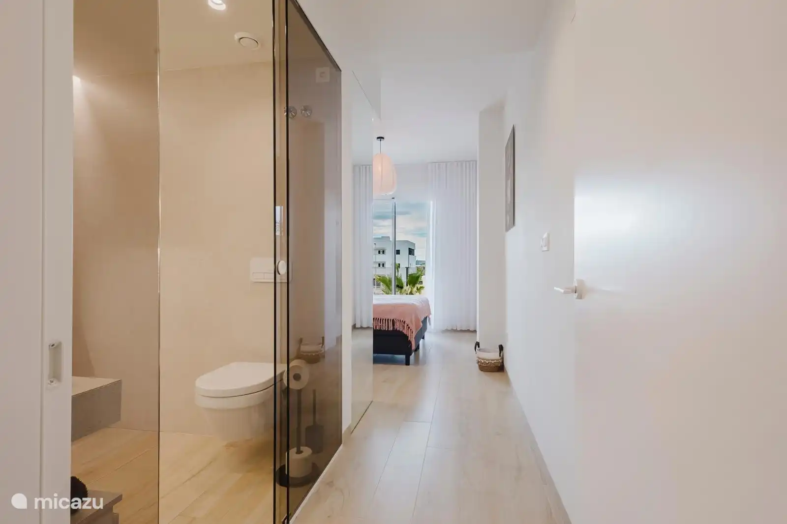 Toegang master bedroom