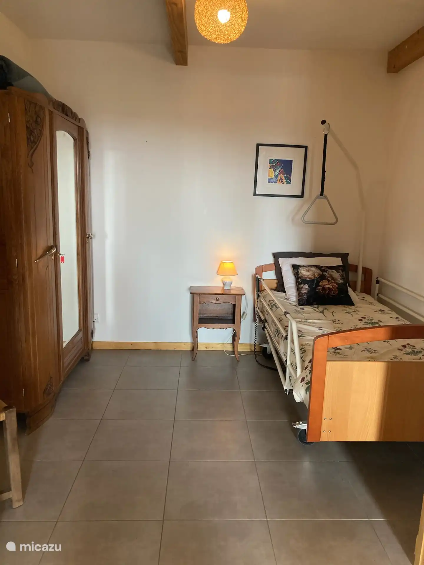 4e slaapkamer is optioneel voorzien van hoog-laag bed grenst aan de woonkamer.