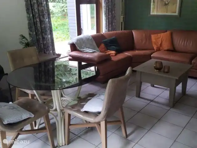 Chalet forestier Beekbergen | Pays-Bas, Gueldre, Beekbergen - maison de vacances Salon très spacieux avec canapé d’angle confortable