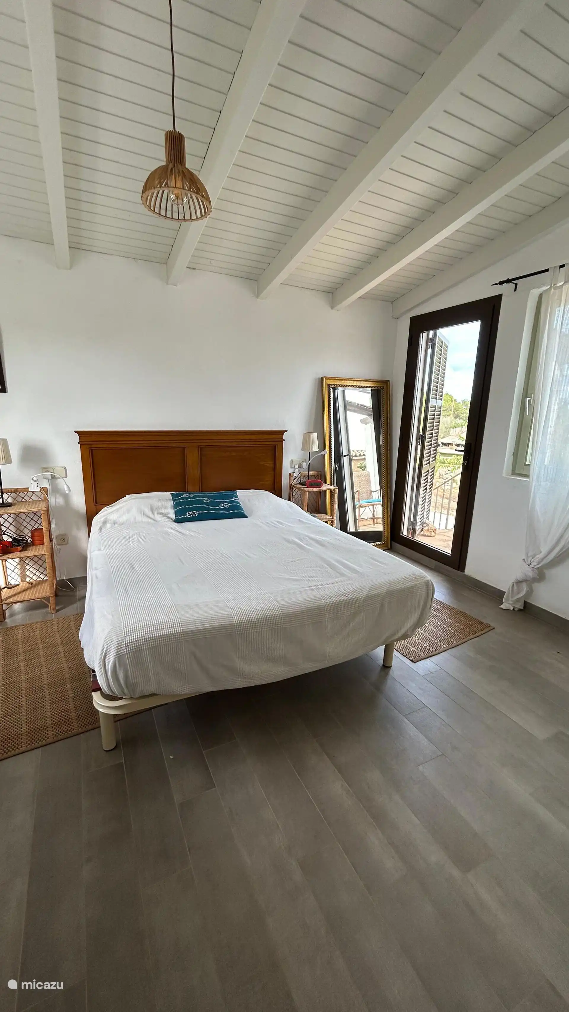 Schlafzimmer 2 Bett 1. Stock