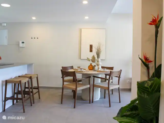 Casa Valentine huren in Spanje, Costa Blanca, Dénia - appartement De gezellige ronde tafel in de woonkamer.