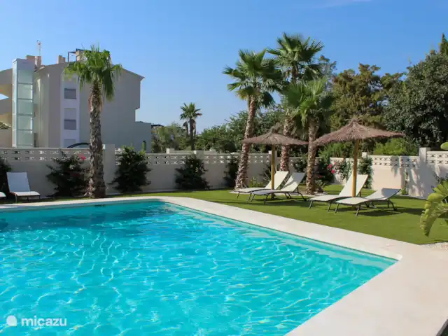 Casa Valentine huren in Spanje, Costa Blanca, Dénia - appartement Het goed onderhouden zwembad om heerlijk in af te koelen en baantjes te trekken voor wie dat wil.