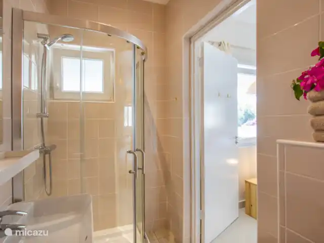 Villa de lujo De Vos con piscina 16p en Curazao, Banda Arriba (este), Jan Thiel - villa Baño