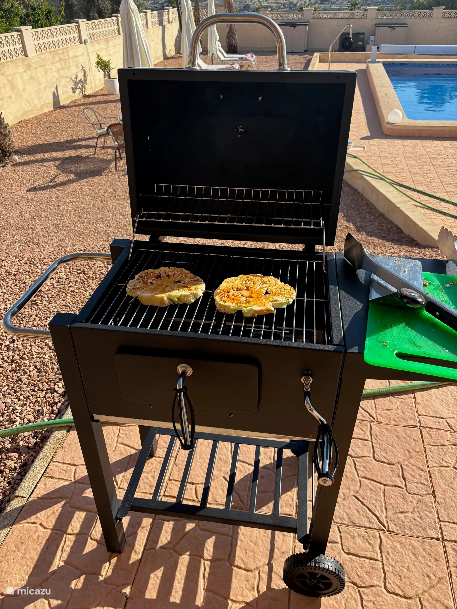 Grill vorhanden!