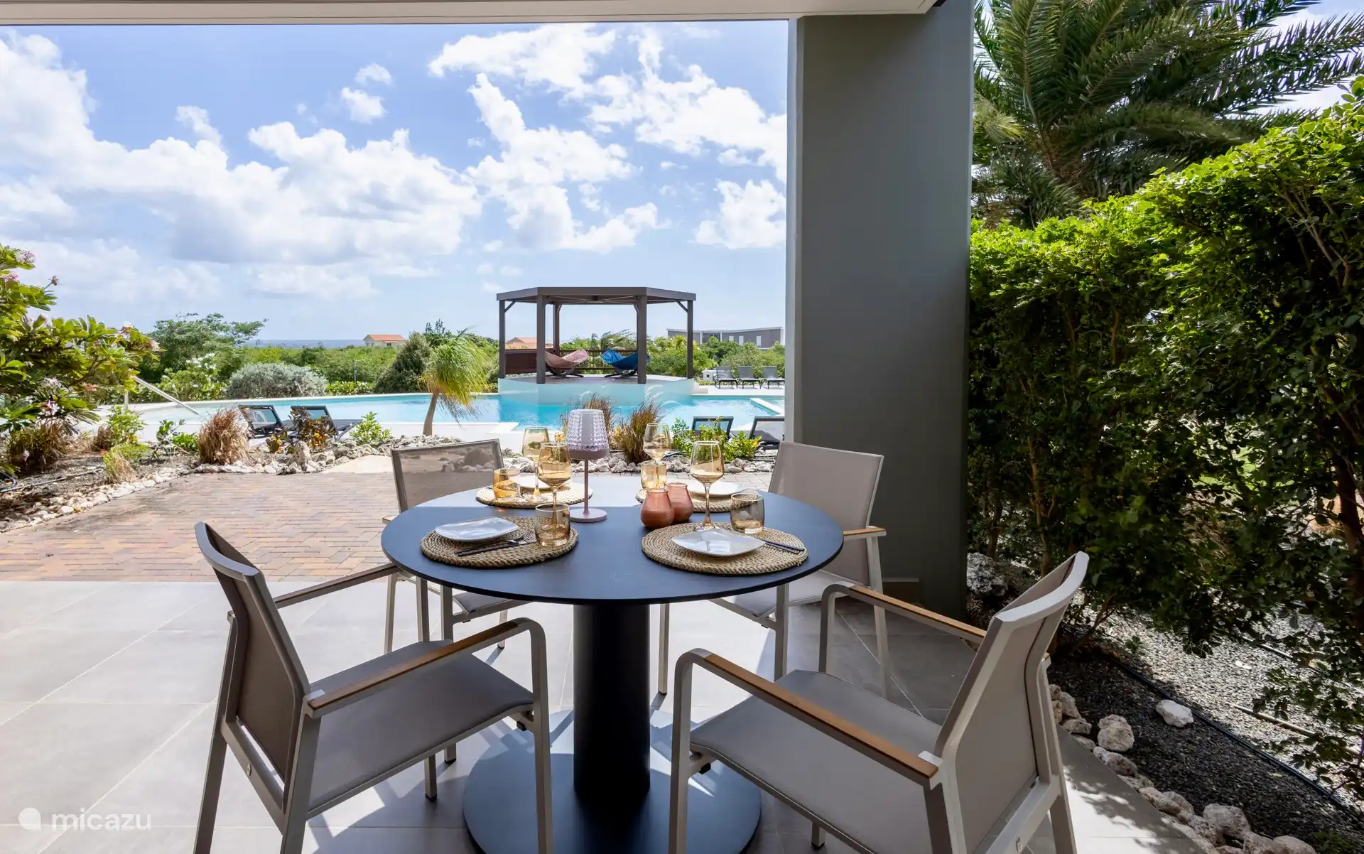 Essen auf deiner eigenen Terrasse