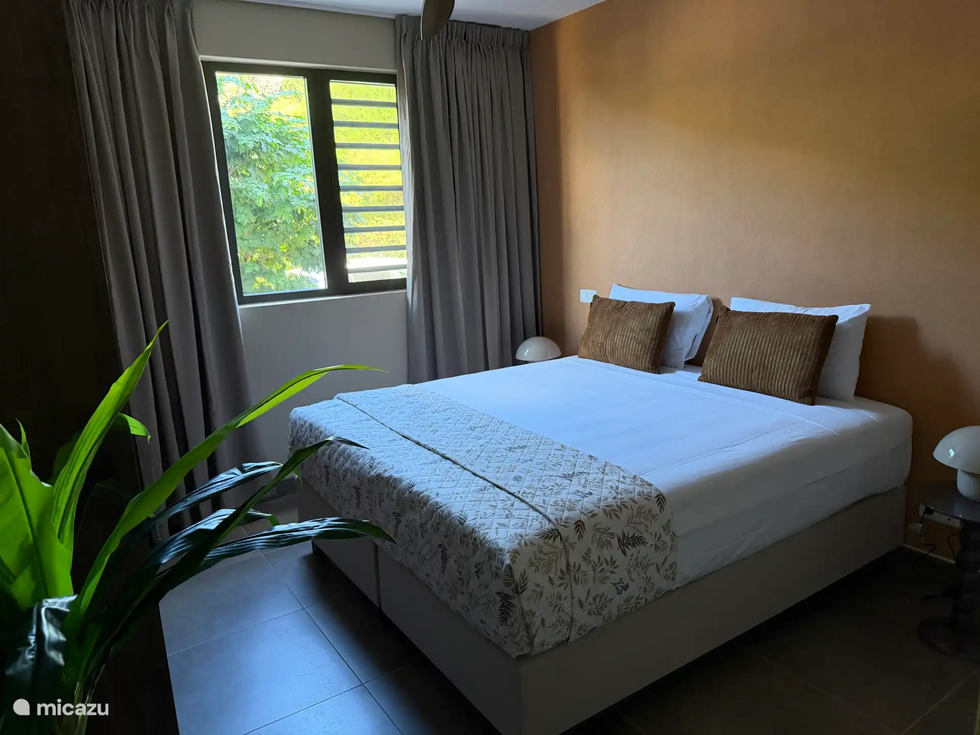 Dormitorio de invitados con 2 camas individuales o dobles (180 x 200 cm)