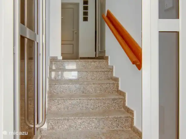 Calle San Enrique 3.2 | Espagne, Costa Cálida, Los Alcázares - appartement Entrée commune à la cage d’escalier