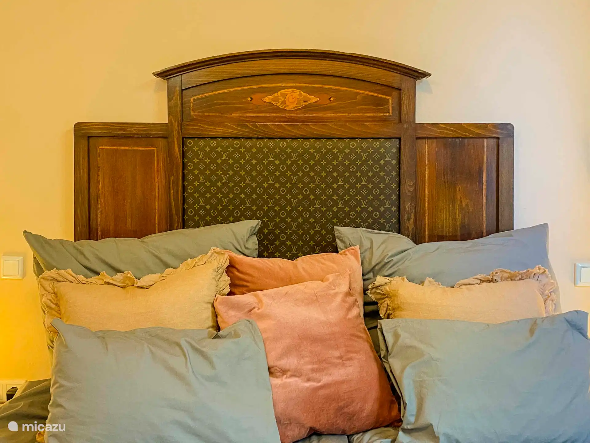 Mittleres Schlafzimmer