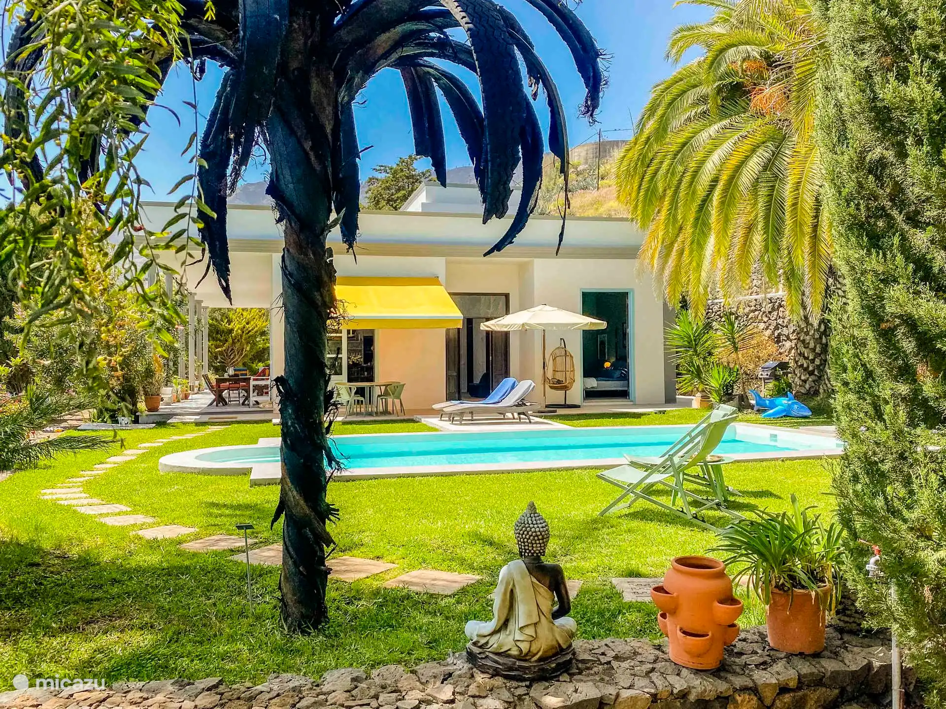 Garten, Terrassen und Pool