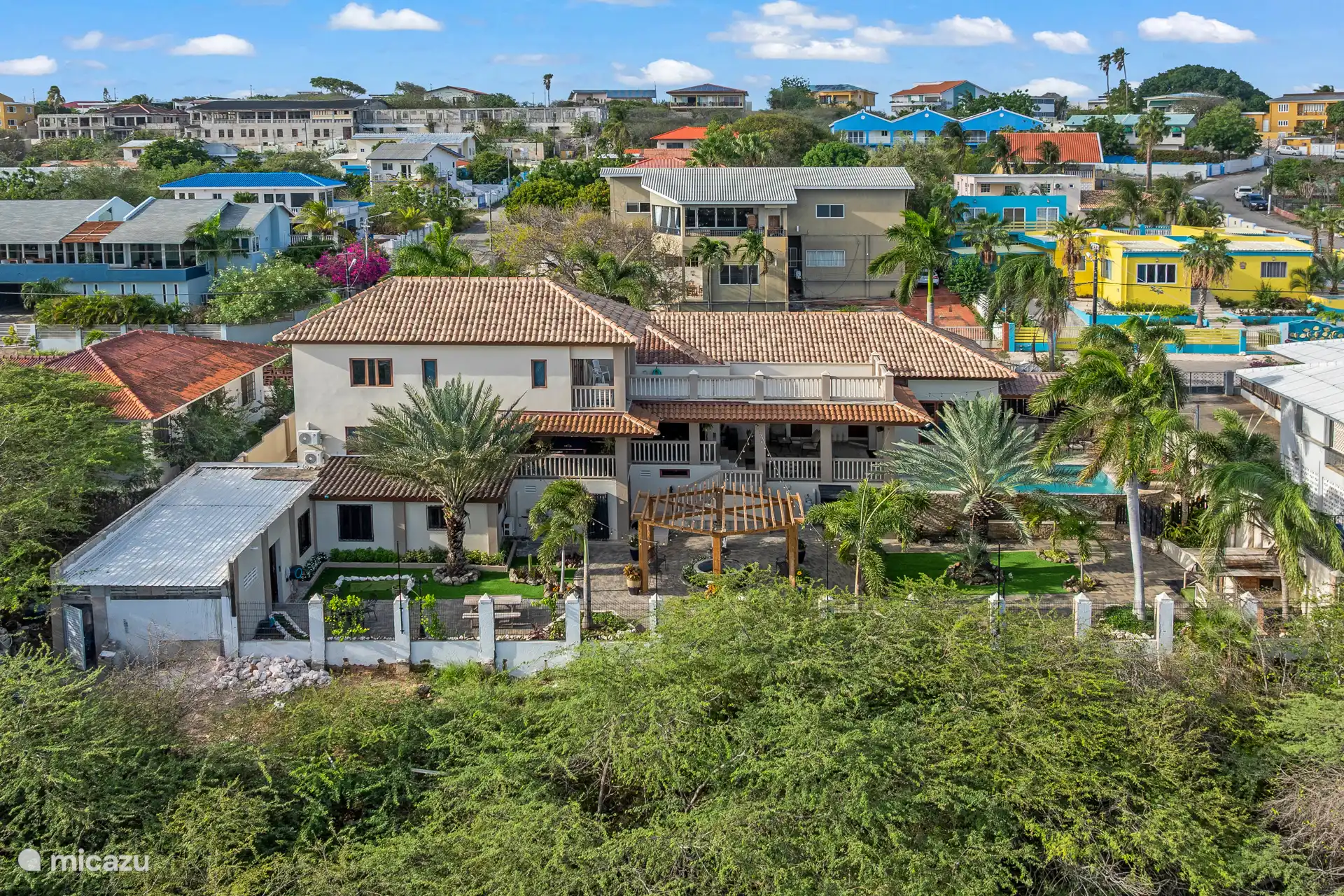 Leave the stress behind, grab the sun and enjoy Villa Sophia to the fullest!