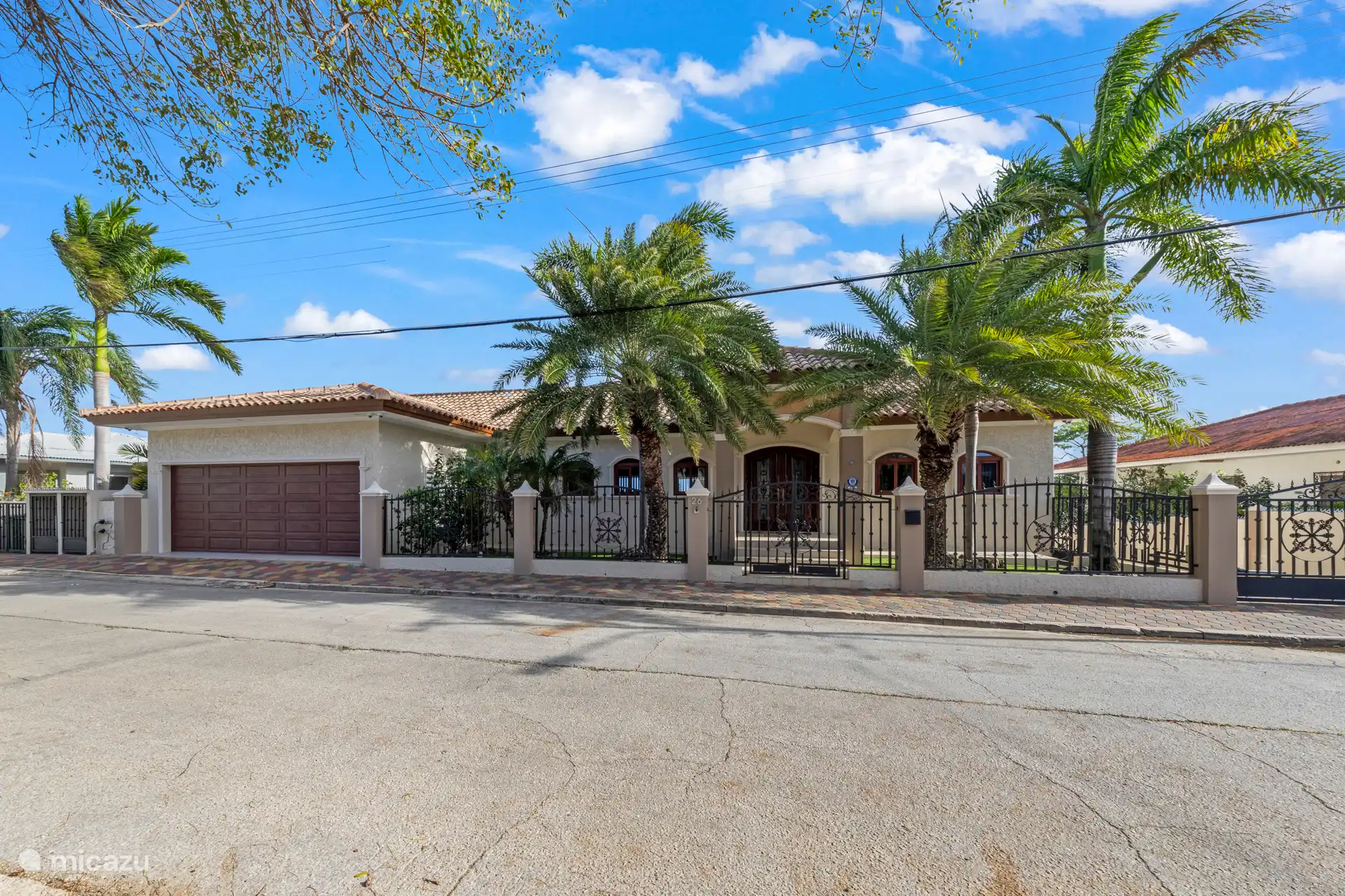 First impressions count: Villa Sophia welcomes you with luxury and tranquility