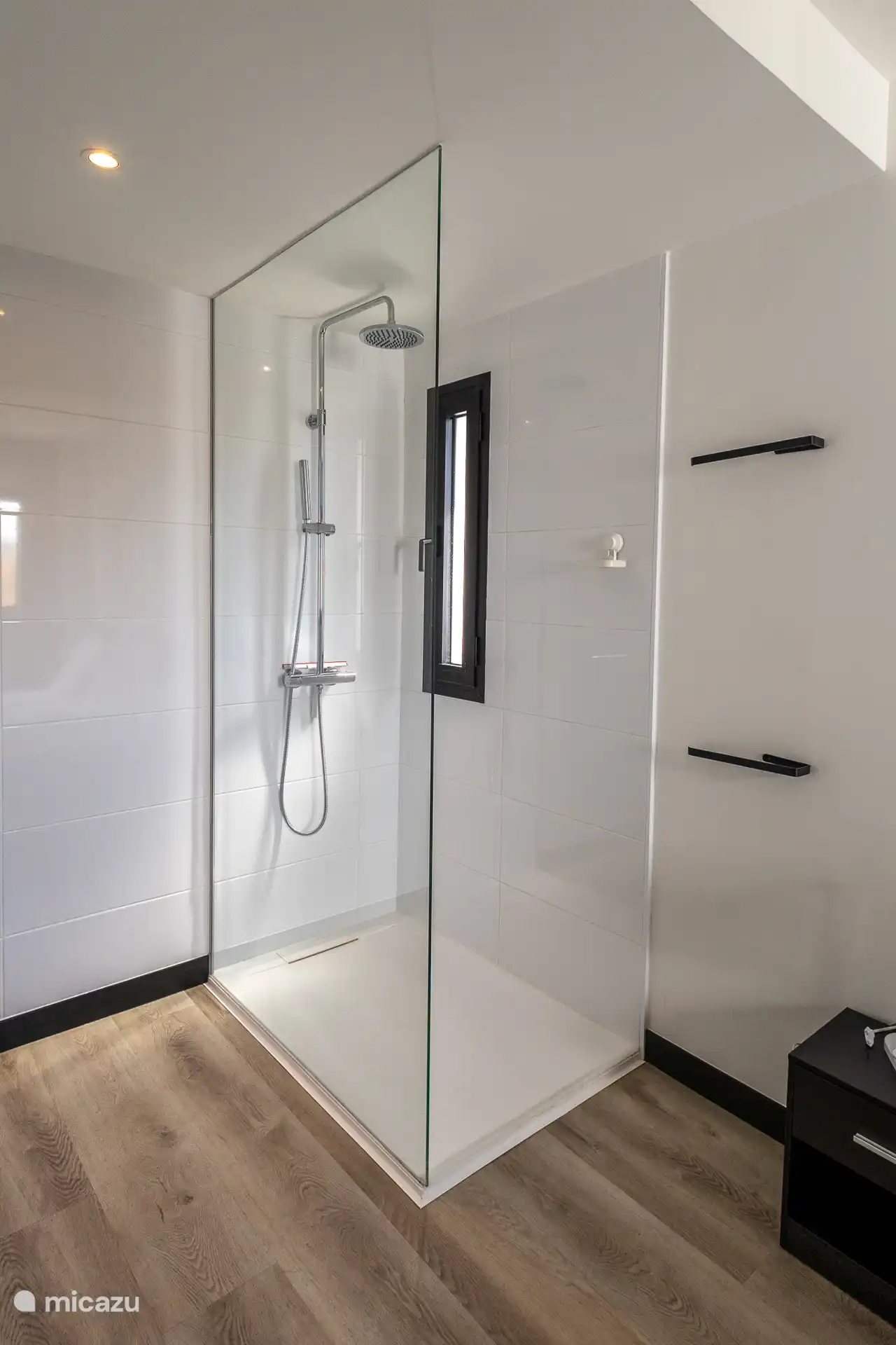 Hauptschlafzimmer mit eigenem Bad