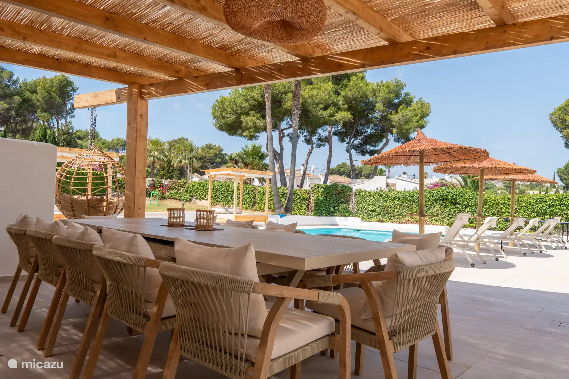 Überdachte Terrasse im Außenbereich