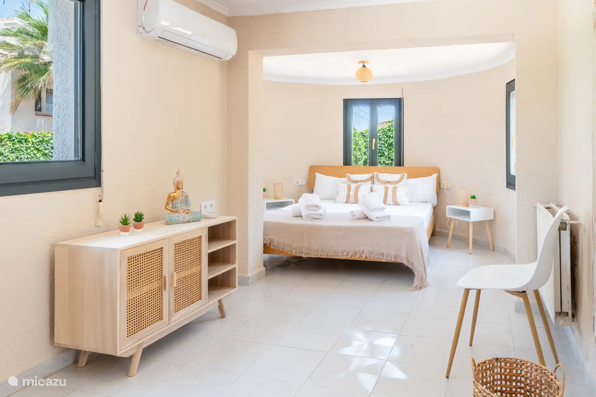 Schlafzimmer mit Klimaanlage