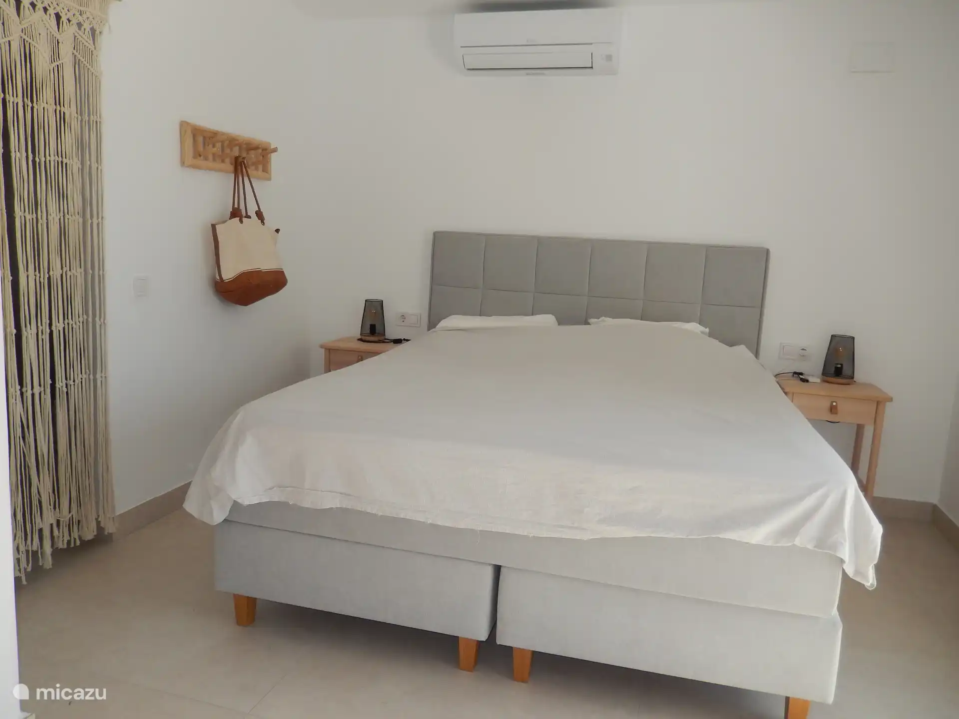 Chambre 1 avec salle de bain privée