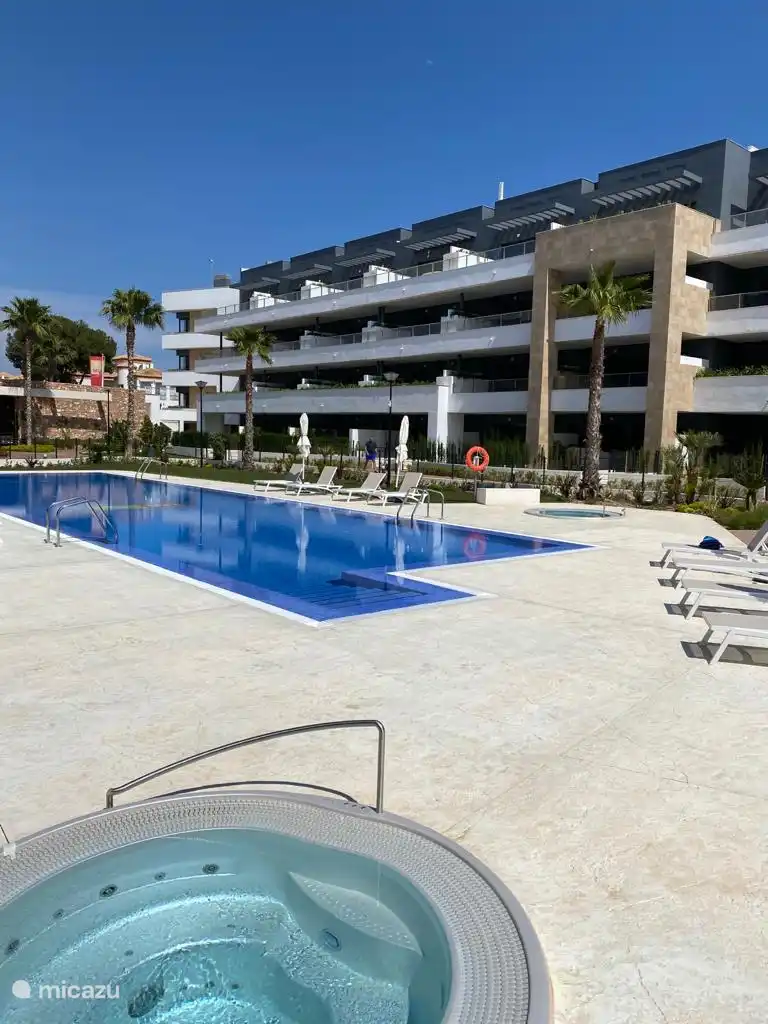 One of the four swimming pools. Two swimming pools are heated from 16 October to 31 May.