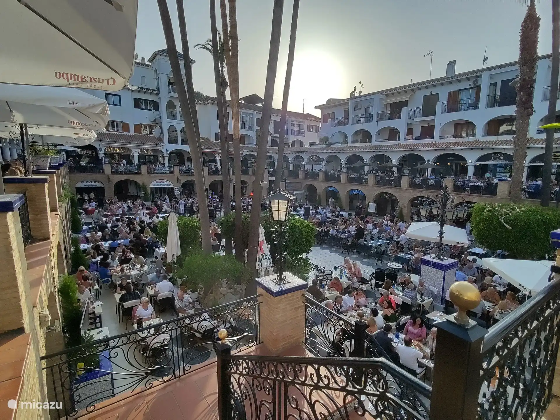 Vilamartin plaza within walking distance